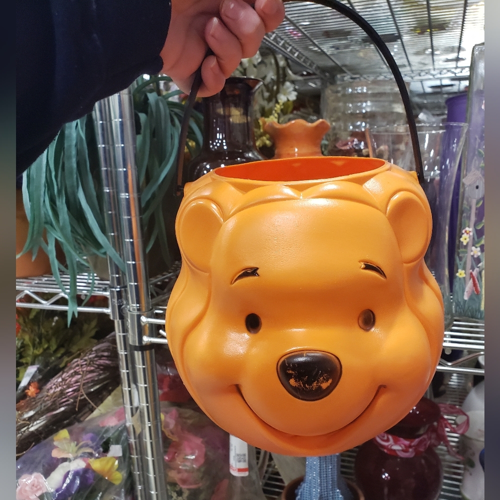 Winnie the pooh blow mold pail